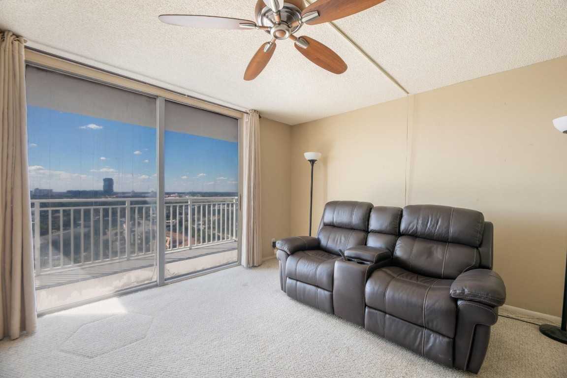 GOLDEN HORN - Residential