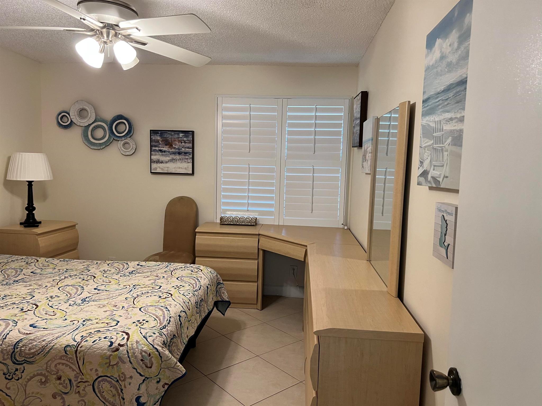 KINGS POINT NORMANDY COND - Residential Lease