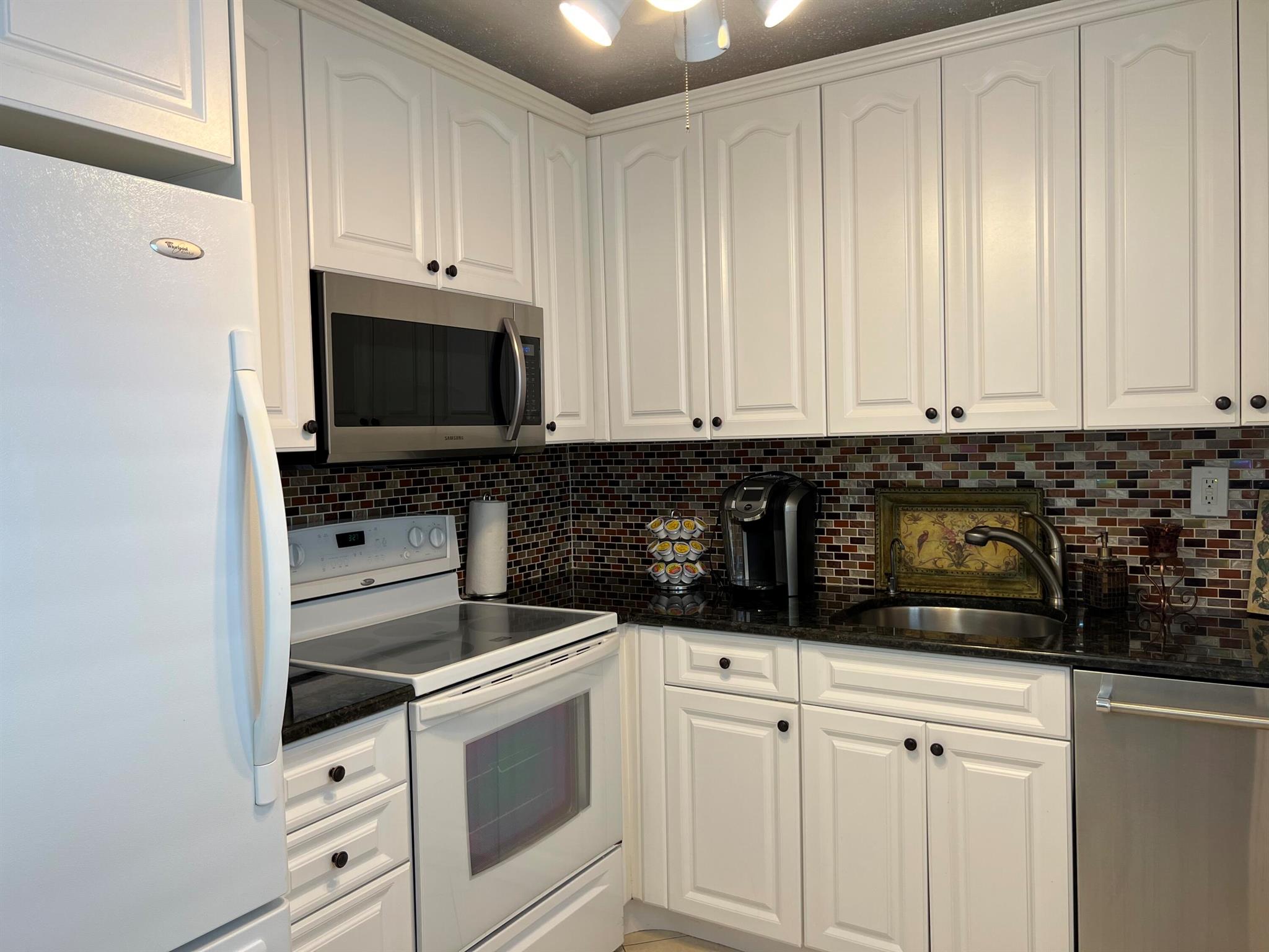 KINGS POINT NORMANDY COND - Residential Lease