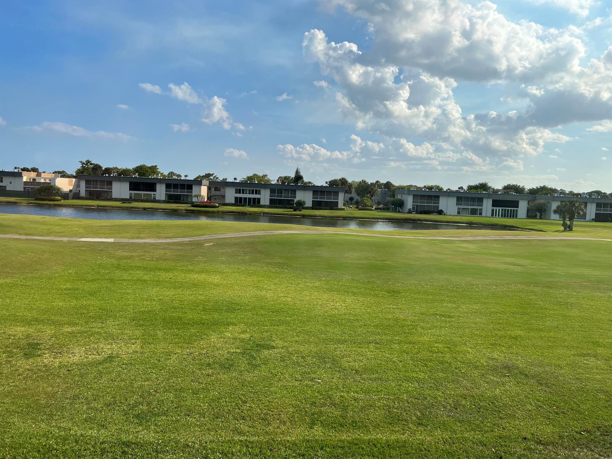 KINGS POINT NORMANDY COND - Residential Lease