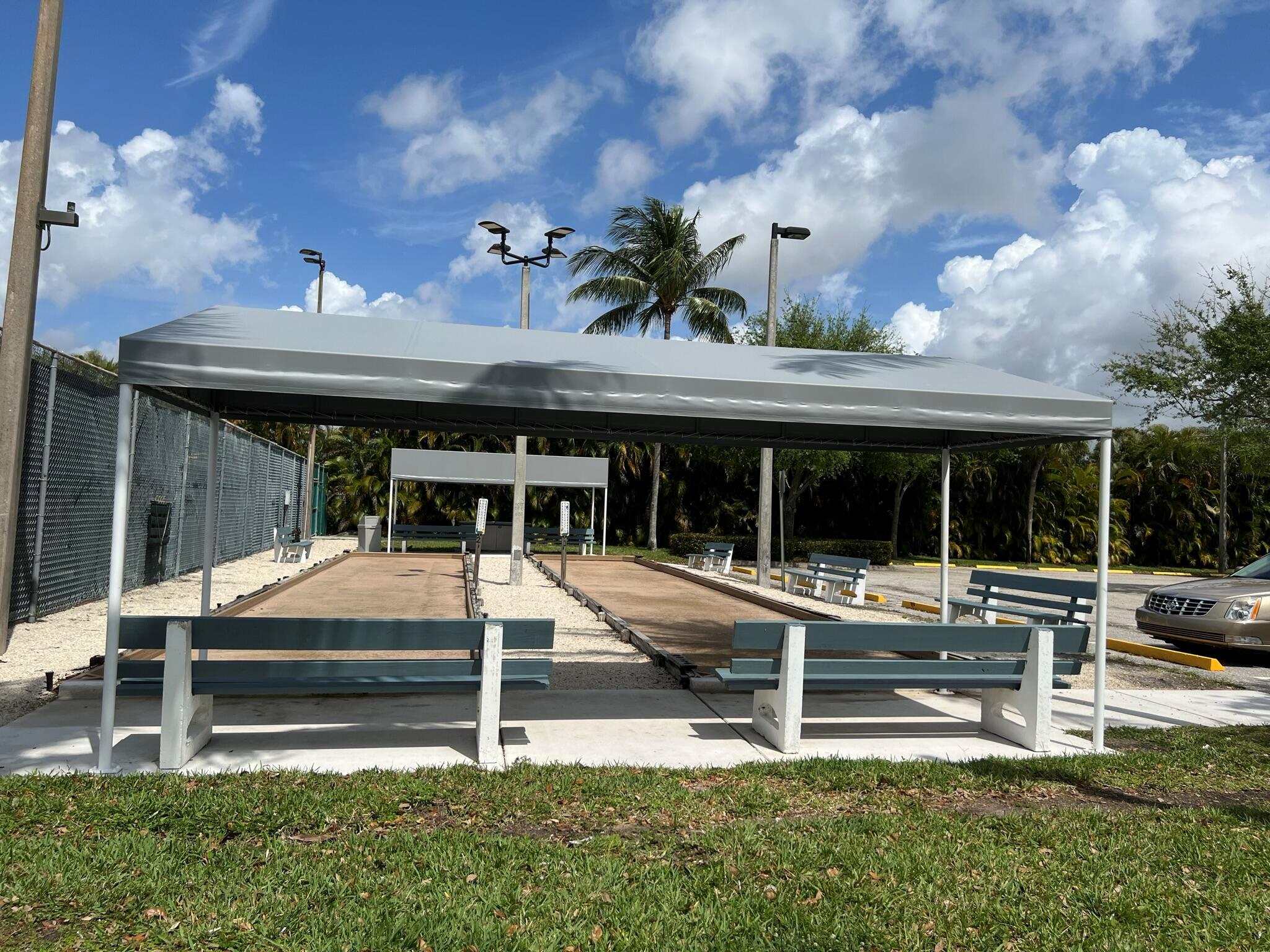 KINGS POINT NORMANDY COND - Residential Lease