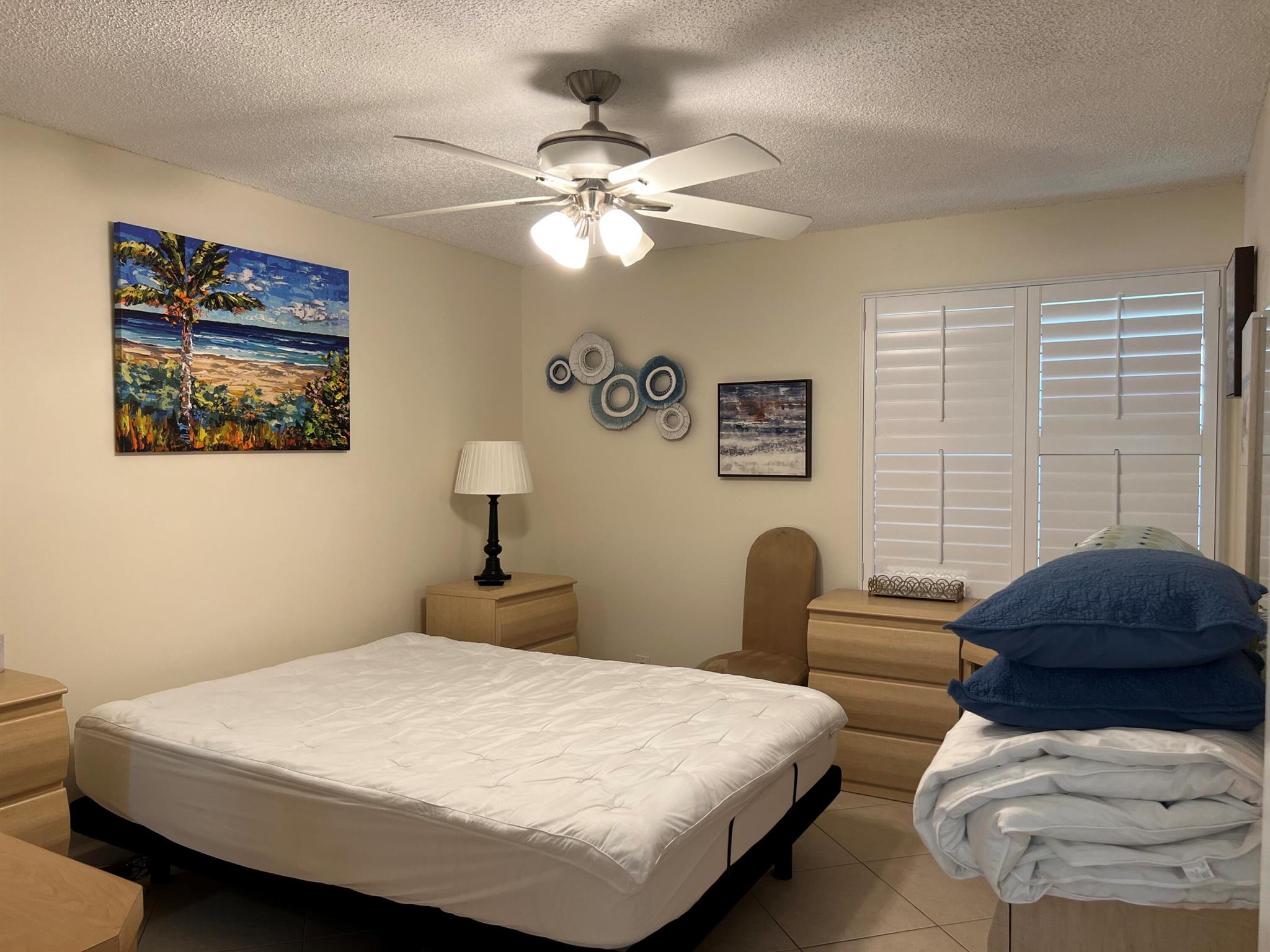 KINGS POINT NORMANDY COND - Residential Lease