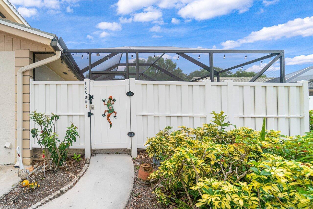 WESTWOOD LAKES 4 WESTWOOD GARDENS - Residential