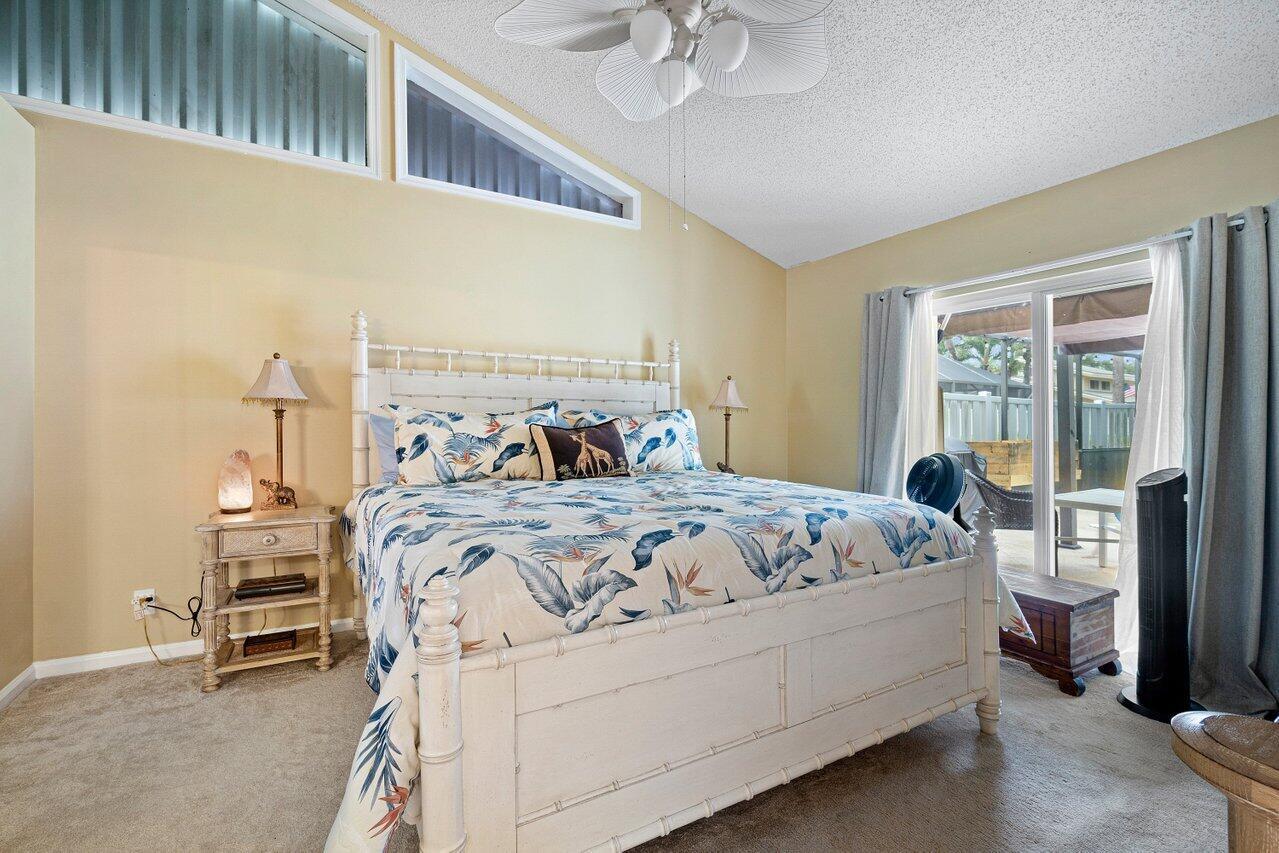 WESTWOOD LAKES 4 WESTWOOD GARDENS - Residential