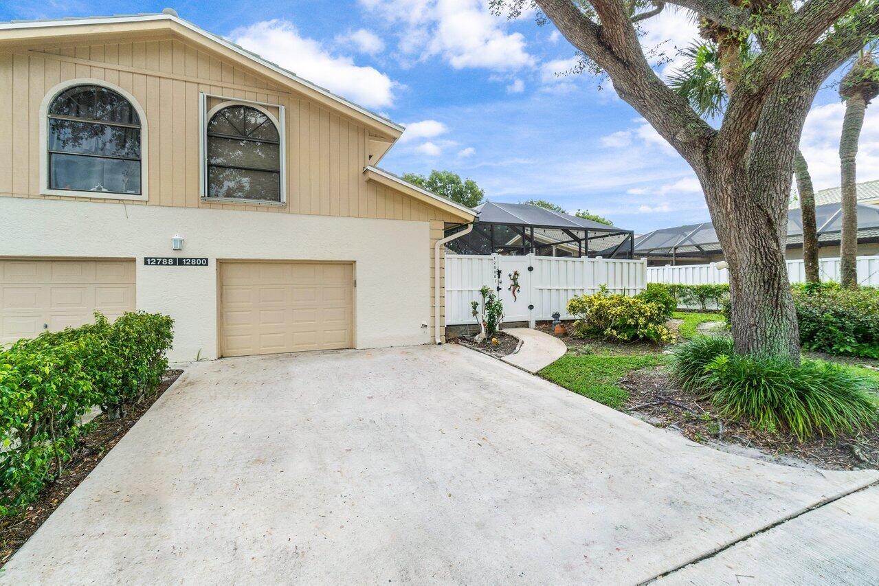 WESTWOOD LAKES 4 WESTWOOD GARDENS - Residential