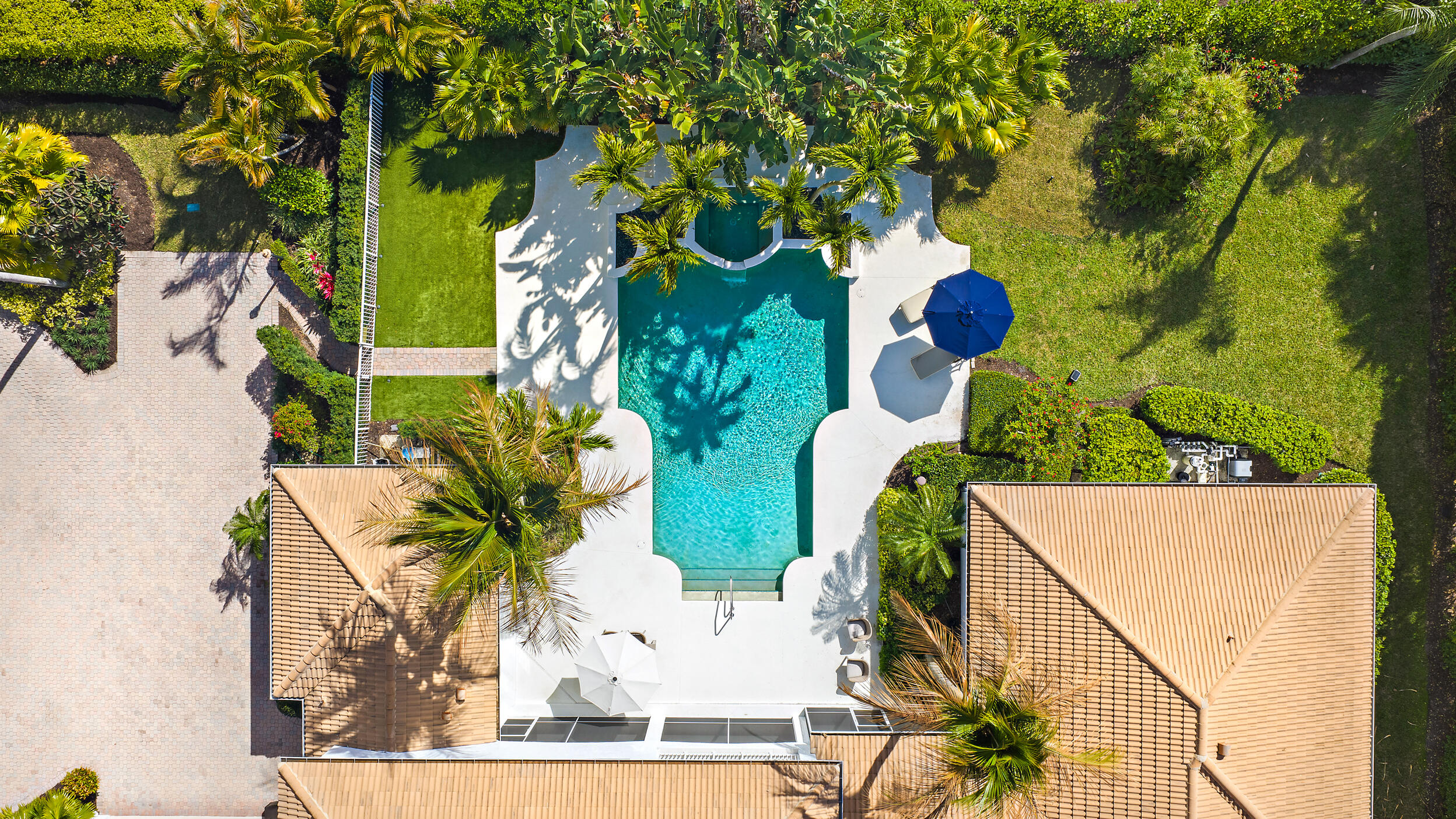 Admirals Cove - Residential