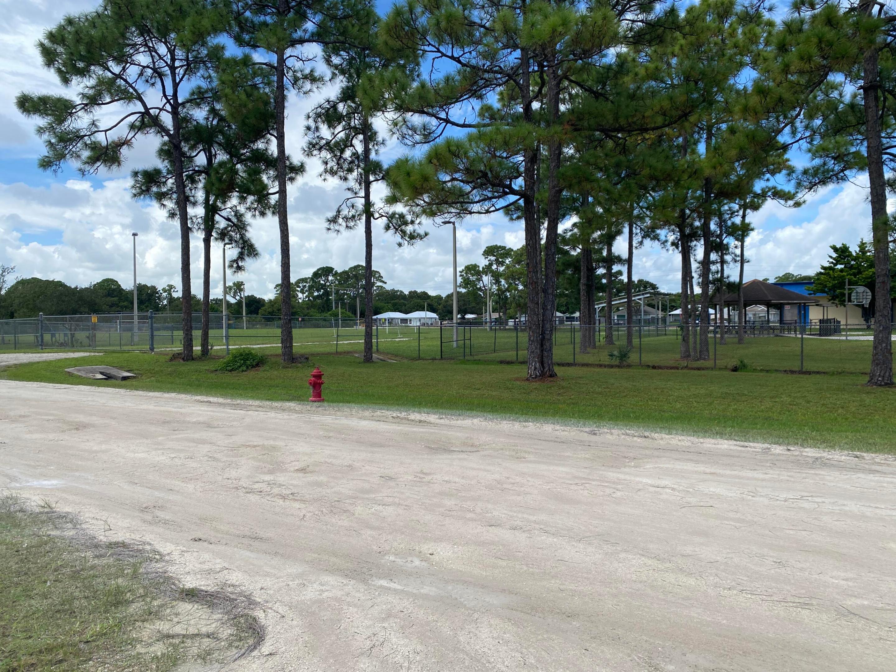 OSLO PARK UNIT NO 2 - Land