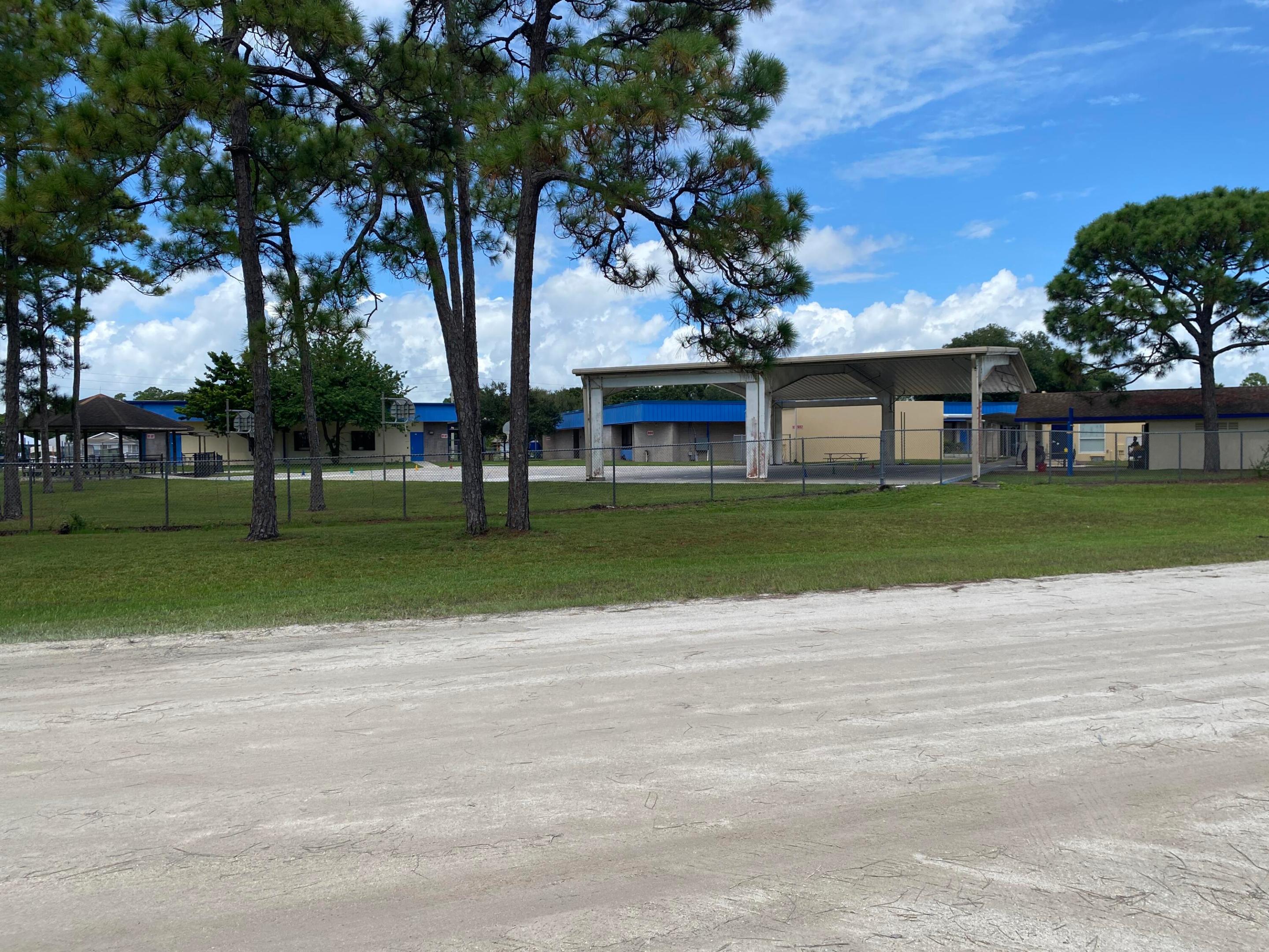 OSLO PARK UNIT NO 2 - Land