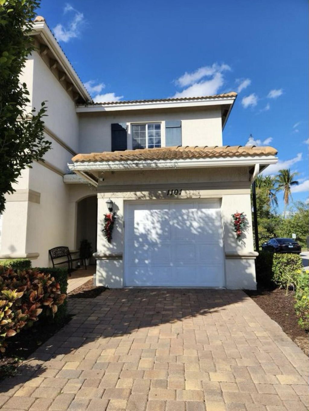 Photo of 1101 Vermilion Drive, Lake Worth Beach, FL 33461 (MLS # R10964293)