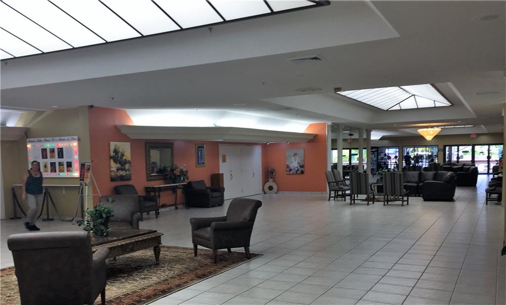 SUNRISE LAKES PHASE IV - Residential