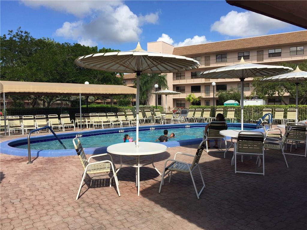 SUNRISE LAKES PHASE IV - Residential