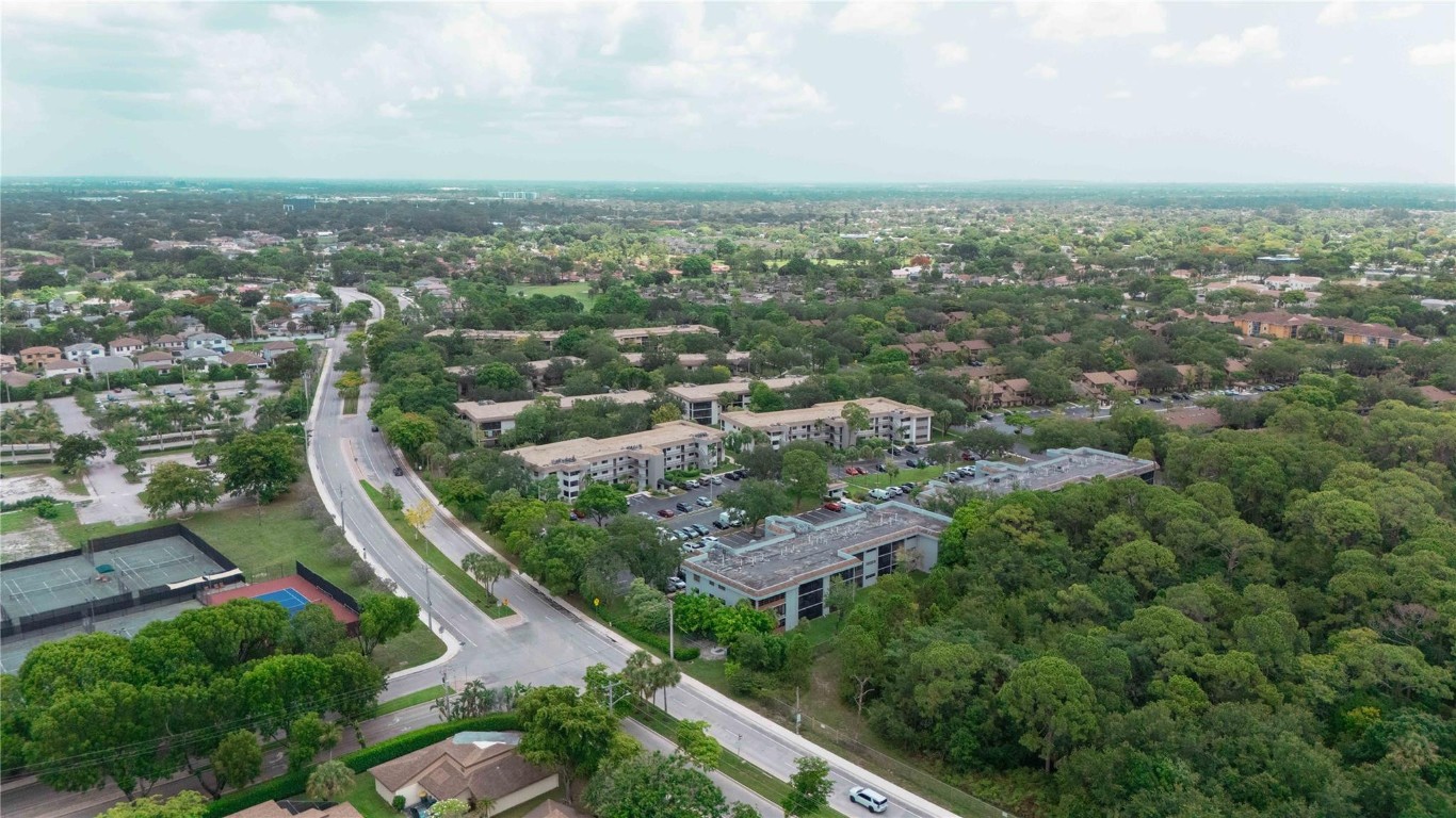 Bonaire at Woodmont - Residential