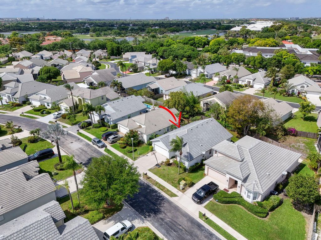 Photo of 2050 Normandy Circle, West Palm Beach, FL 33409 (MLS # B26011529)