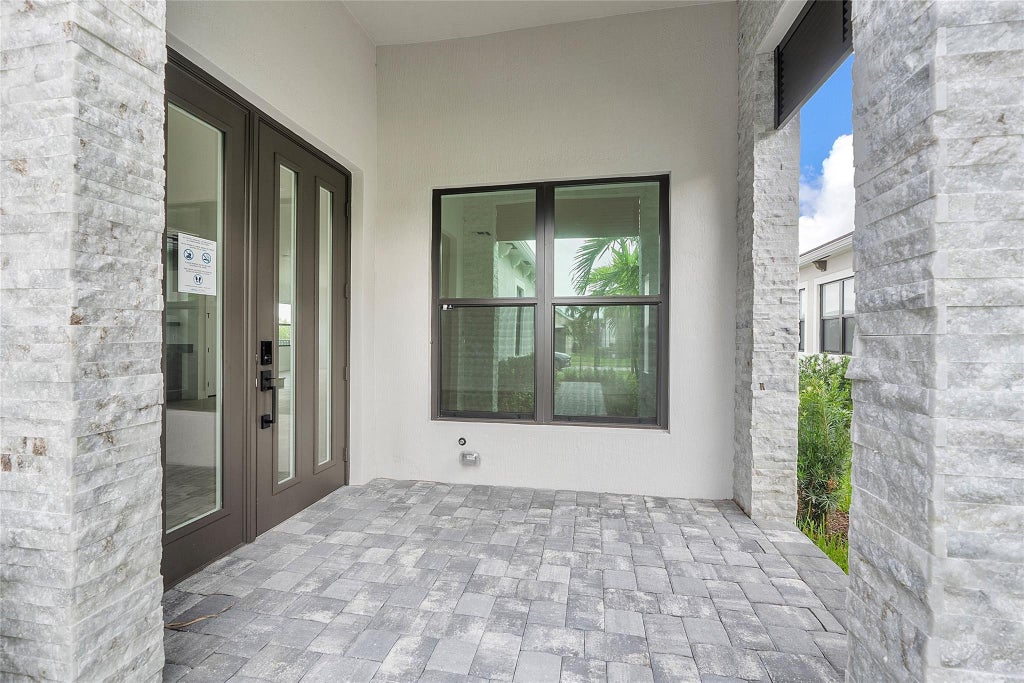 Photo of 12482 Solana Bay Circle, Palm Beach Gardens, FL 33412 (MLS # F10482978)