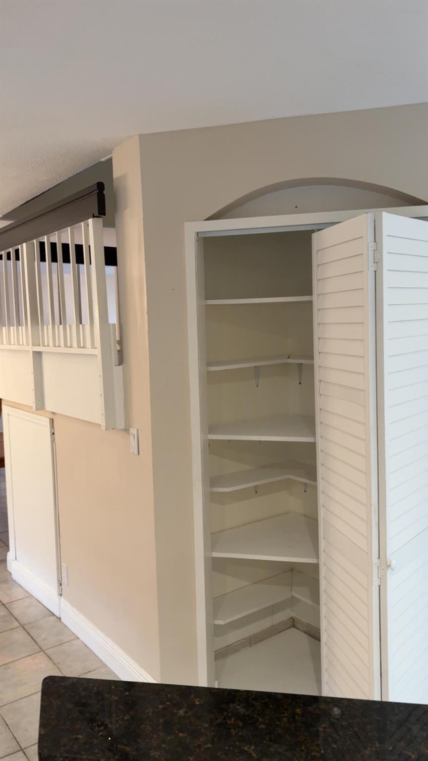 NORTHPOINTE I - Residential Lease