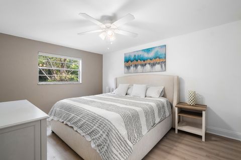 Tiny photo for 411 SW 1st Avenue, Boynton Beach, FL 33435 (MLS # B26006161)