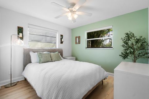 Tiny photo for 411 SW 1st Avenue, Boynton Beach, FL 33435 (MLS # B26006161)
