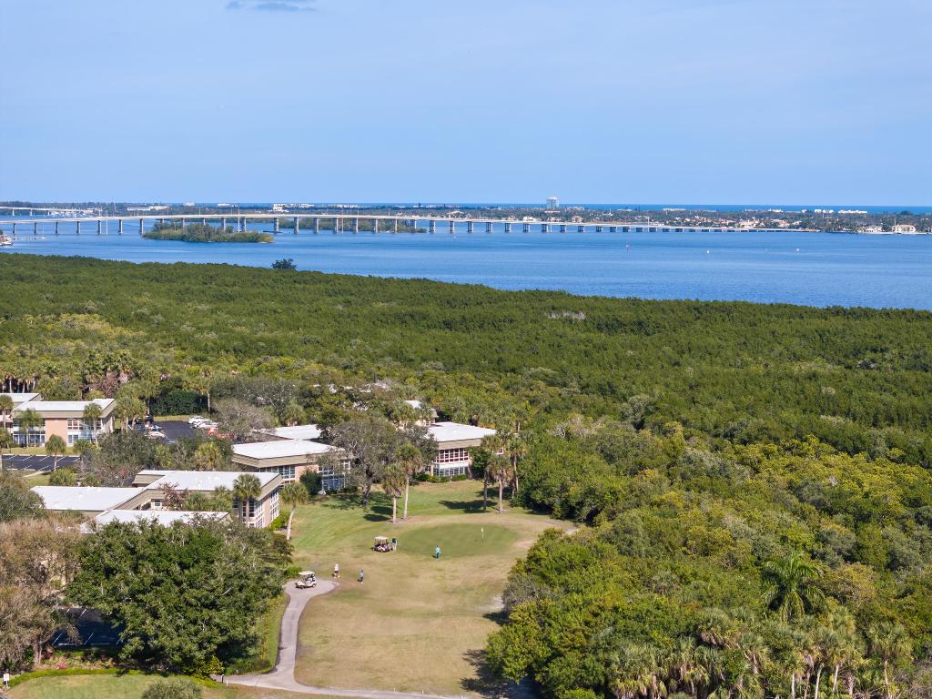 VISTA GARDENS F/K/A VISTA ROYALE GARDENS - Residential