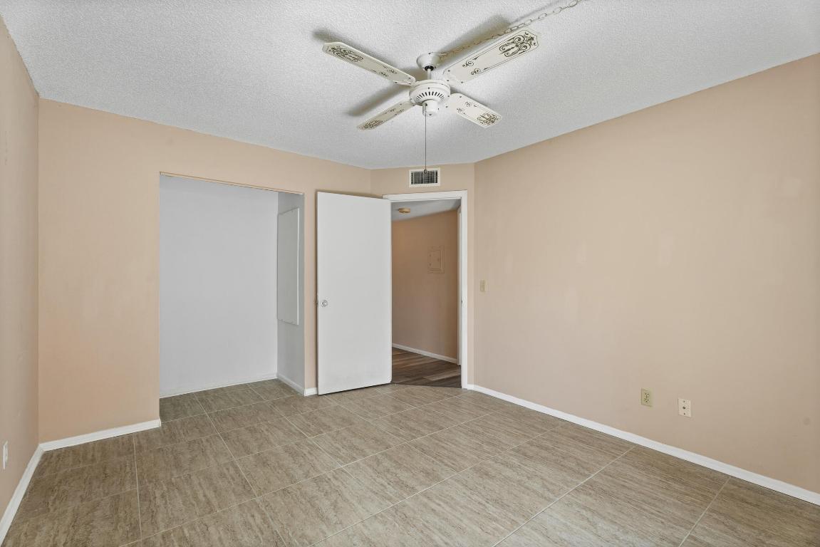 VISTA GARDENS F/K/A VISTA ROYALE GARDENS - Residential