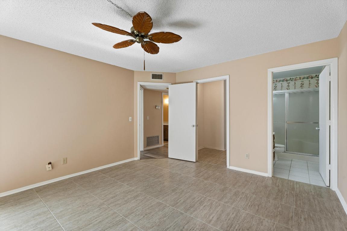 VISTA GARDENS F/K/A VISTA ROYALE GARDENS - Residential