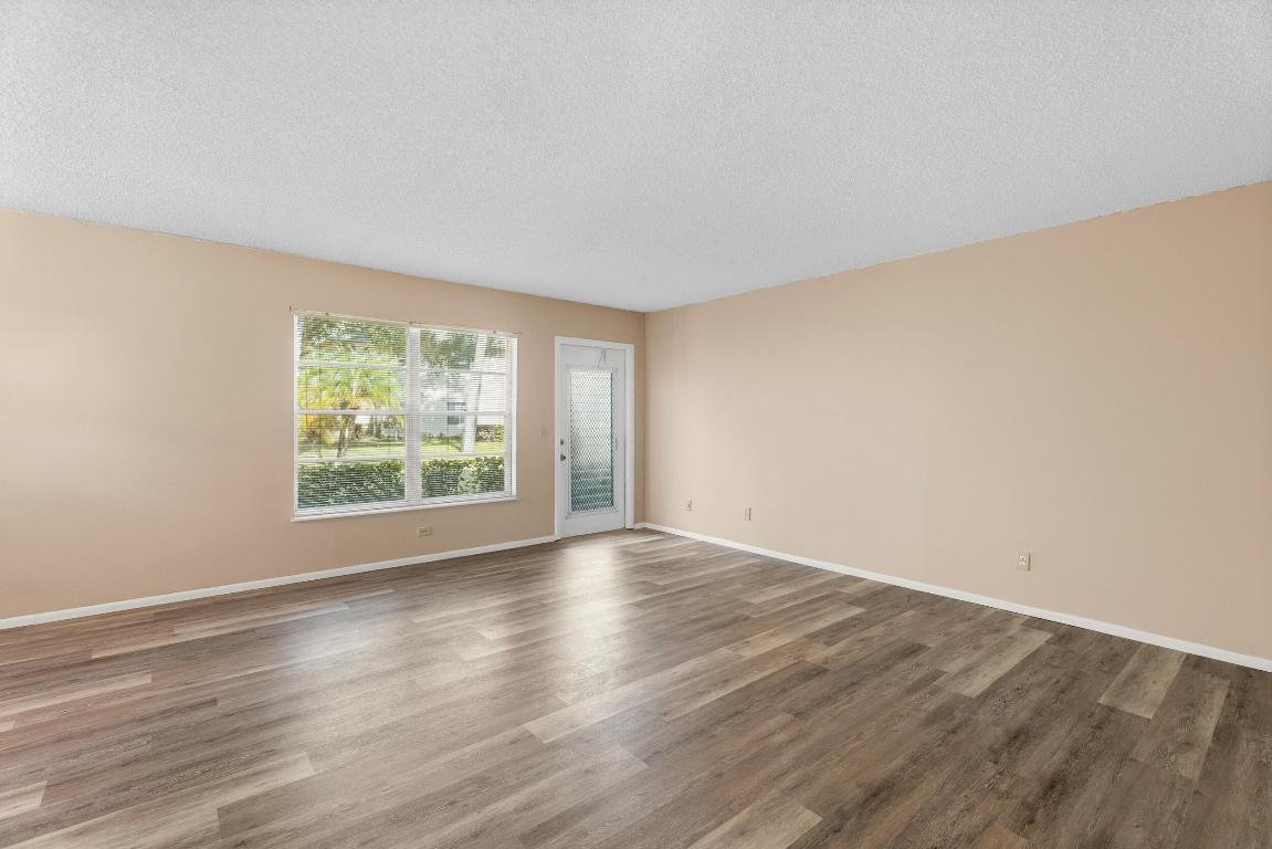 VISTA GARDENS F/K/A VISTA ROYALE GARDENS - Residential