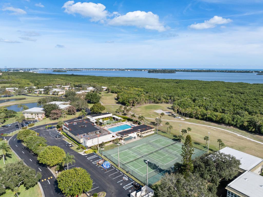 VISTA GARDENS F/K/A VISTA ROYALE GARDENS - Residential