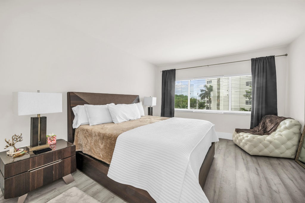 Photo of 333 S Sunset Drive #204, Fort Lauderdale, FL 33301 (MLS # B26039844)