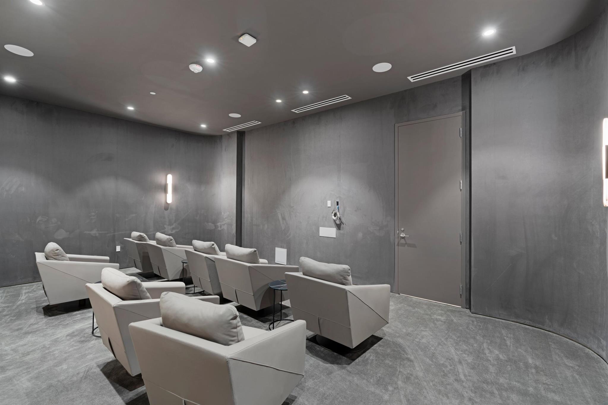 LA Clara - Residential