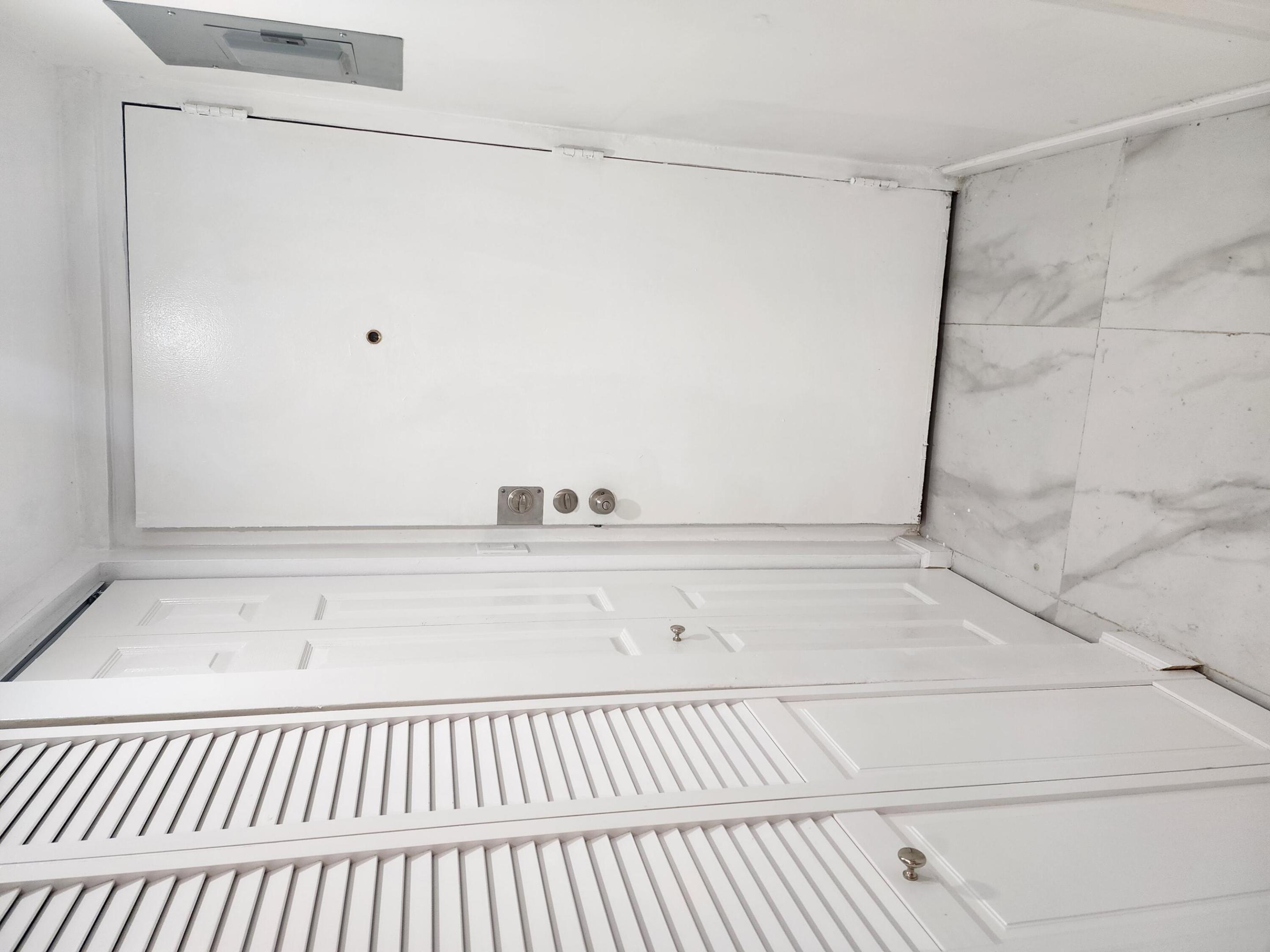 PLANTATION PINES PHASE 1 CONDO - Residential Lease