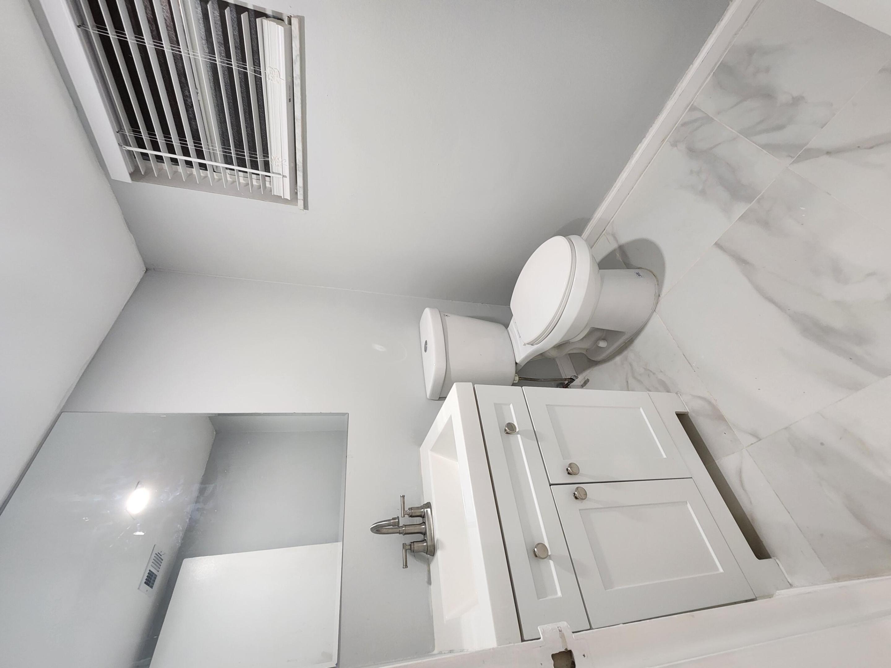 PLANTATION PINES PHASE 1 CONDO - Residential Lease