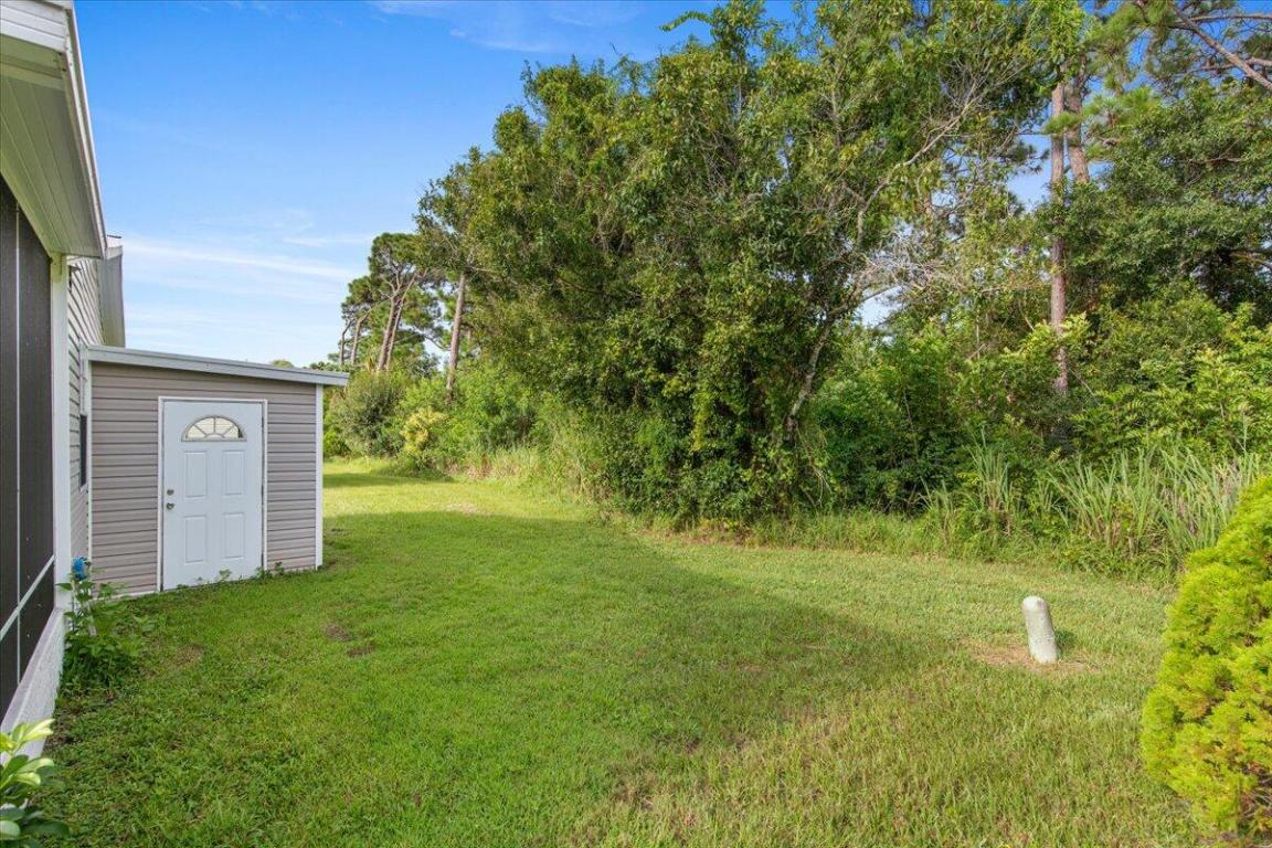 TROPICAL ISLES - Residential