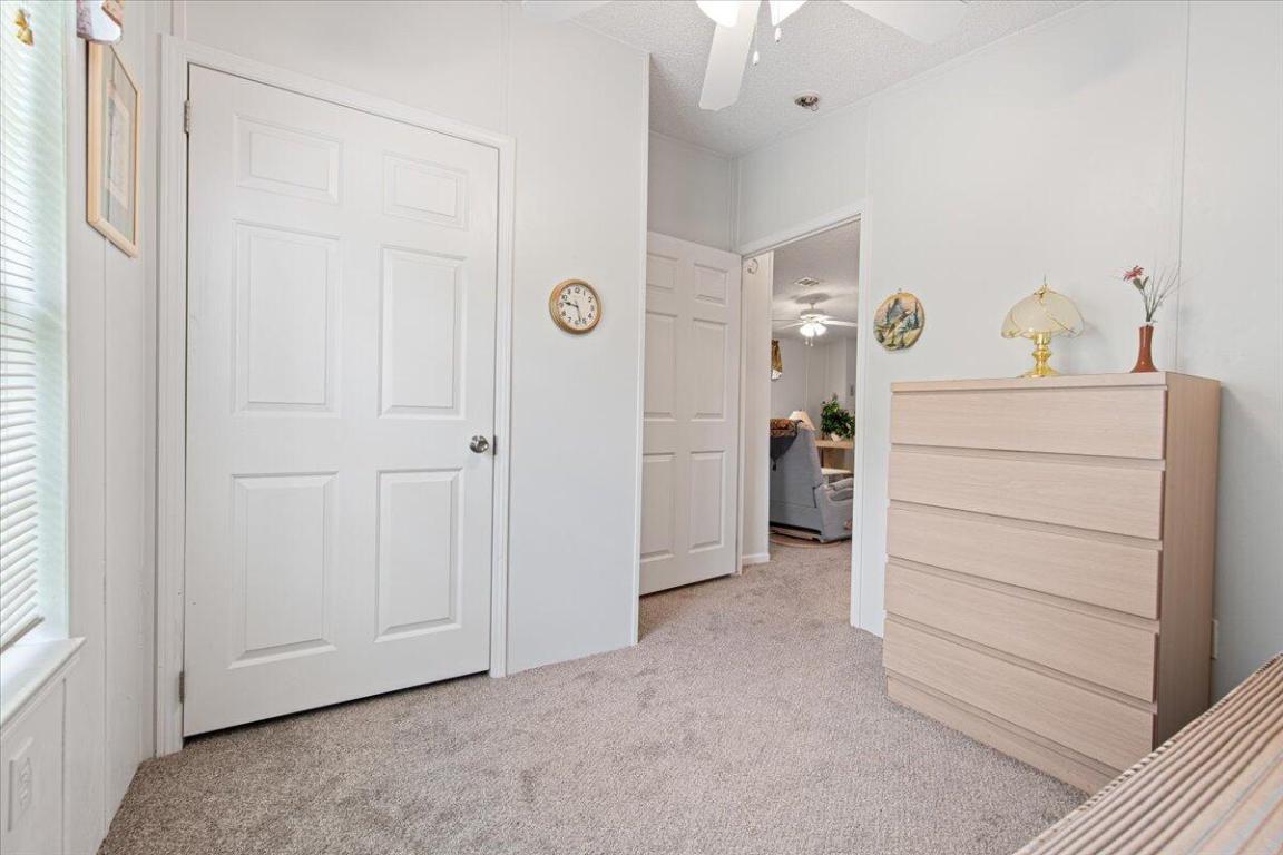 TROPICAL ISLES - Residential