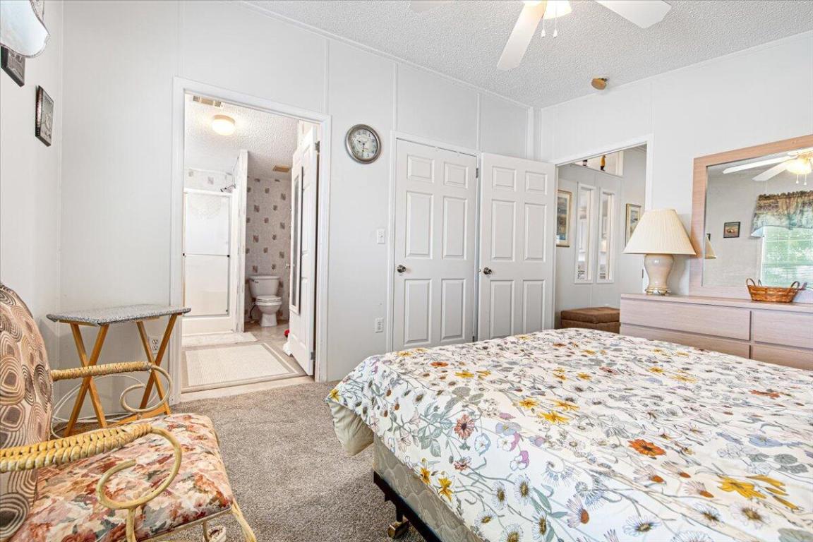 TROPICAL ISLES - Residential