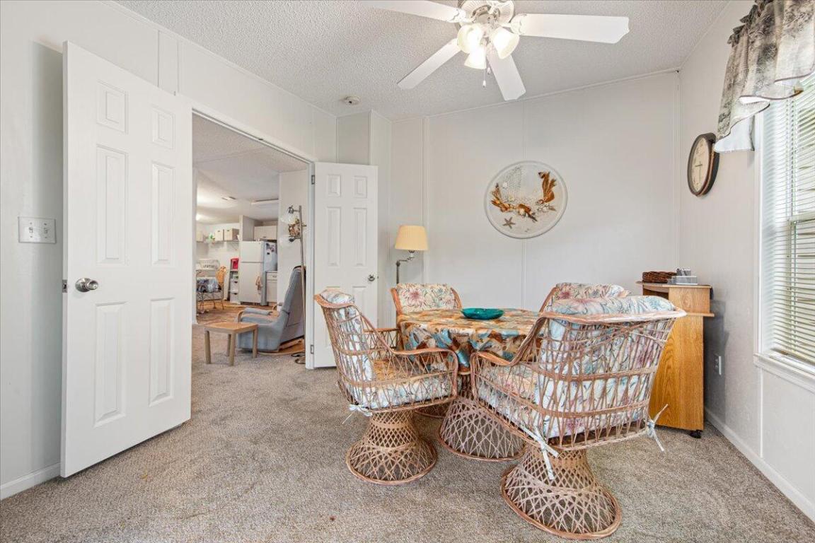 TROPICAL ISLES - Residential