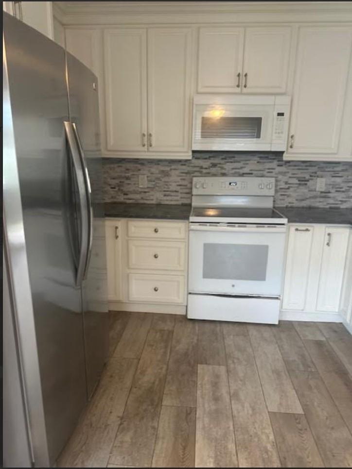 Country Club Acres Add 04 - Residential Lease