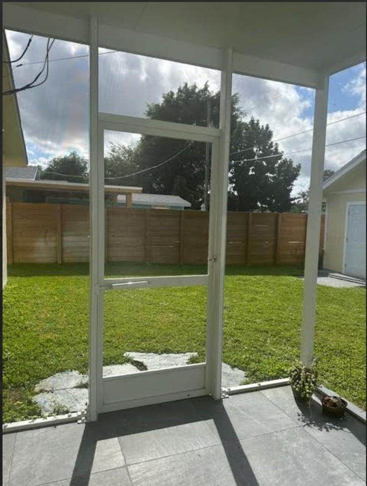 Country Club Acres Add 04 - Residential Lease