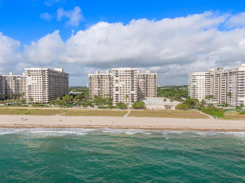 Photo of 4900 N OCEAN Boulevard #416, Lauderdale By The Sea, FL 33308 (MLS # B26064503)