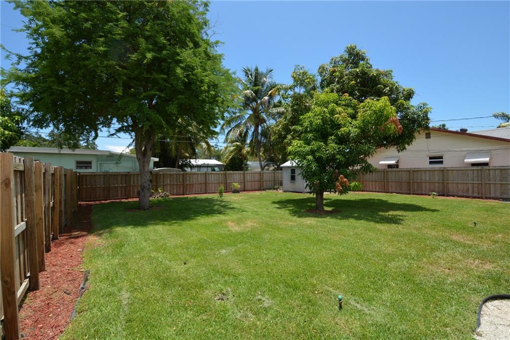 Hollywood Lawns 2-58 B - Residential