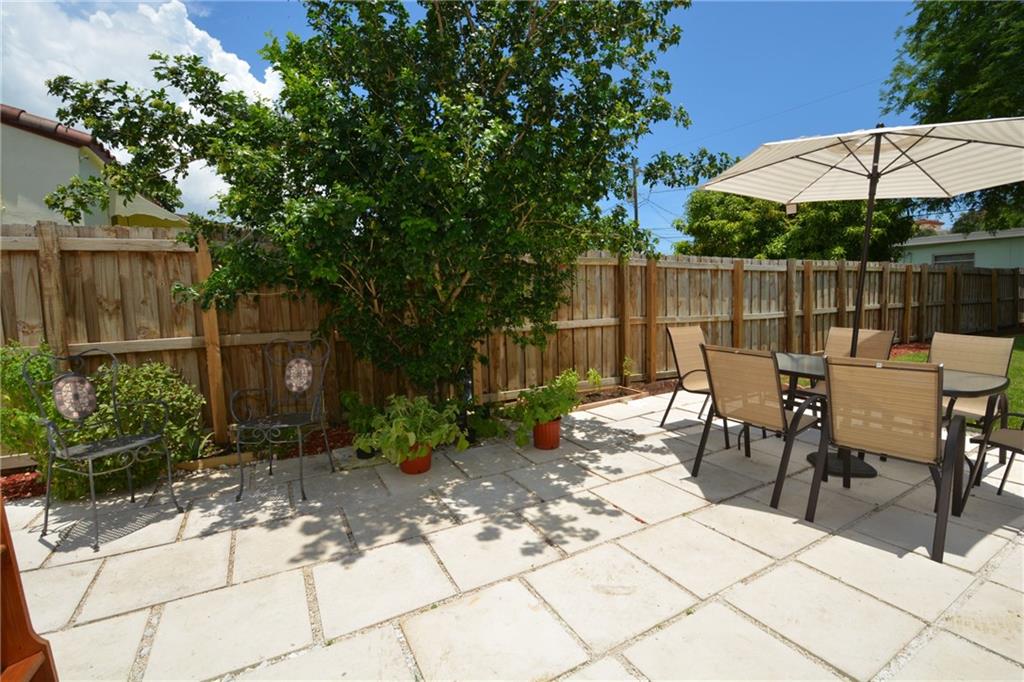 Hollywood Lawns 2-58 B - Residential