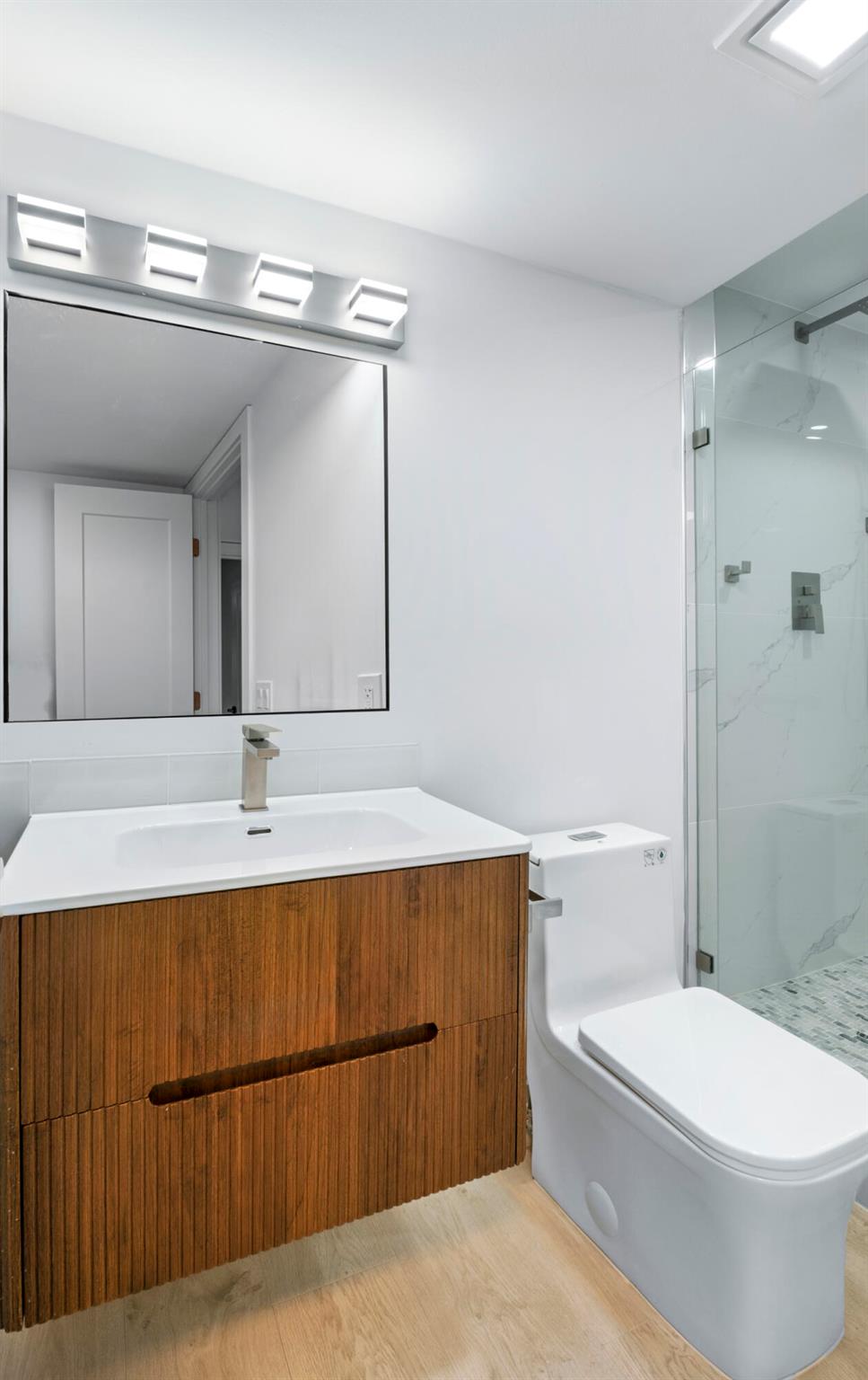 NEWPORT Q CONDO - Residential