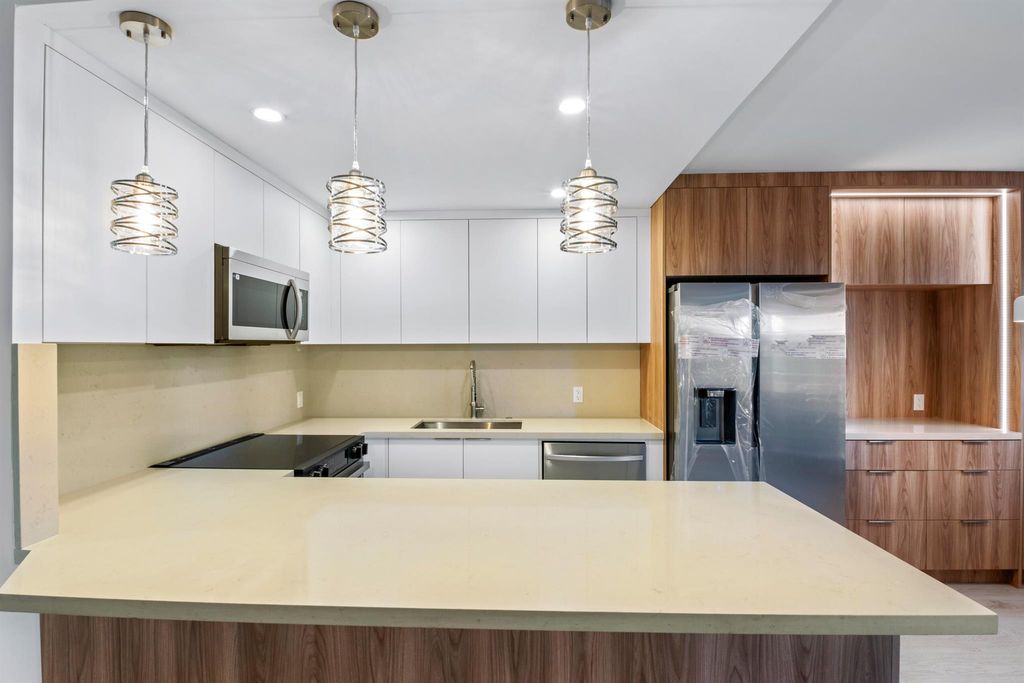 Photo of 3076 Newport Q #3076, Deerfield Beach, FL 33442 (MLS # R11147087)