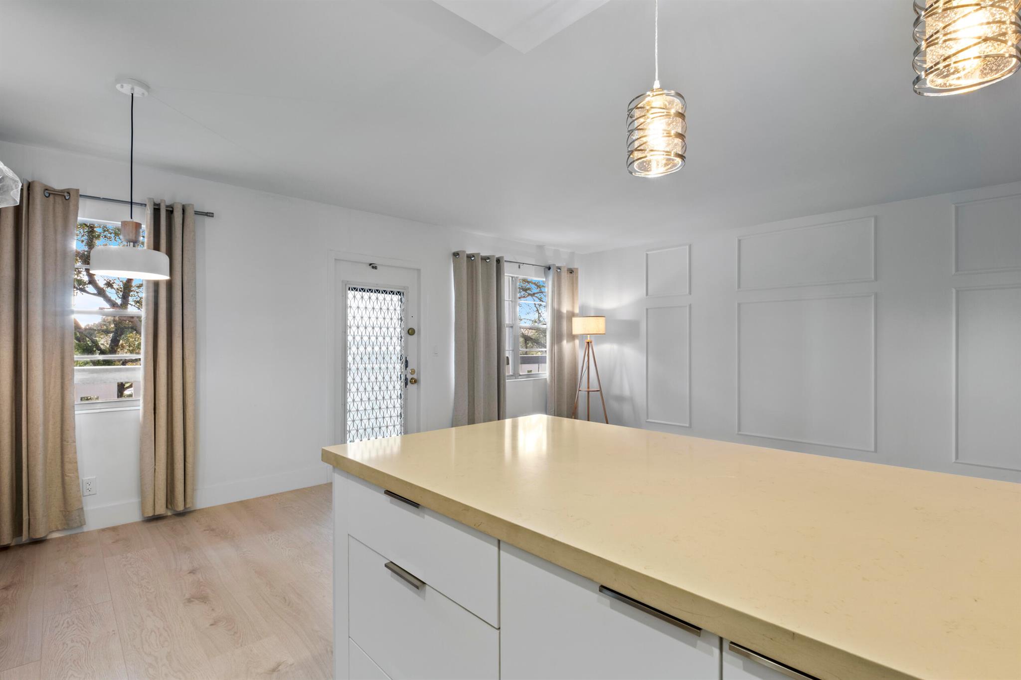 NEWPORT Q CONDO - Residential