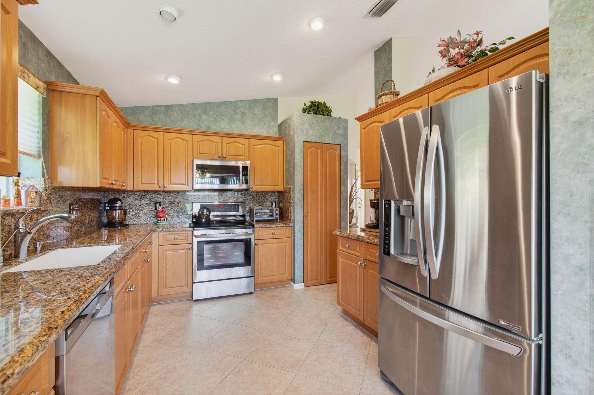 14190 Castlerock Way