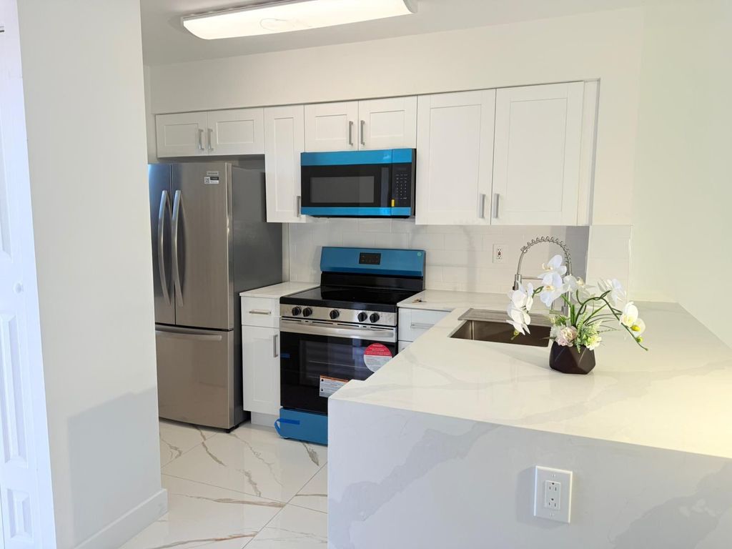 Photo of 2106 S Cypress Bend Drive #508, Pompano Beach, FL 33069 (MLS # F10498673)