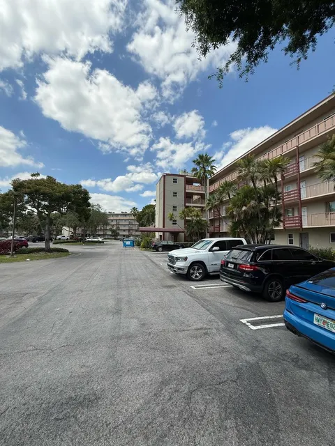 2106 S Cypress Bend Dr Unit 508, Pompano Beach, FL MLS: F10498673