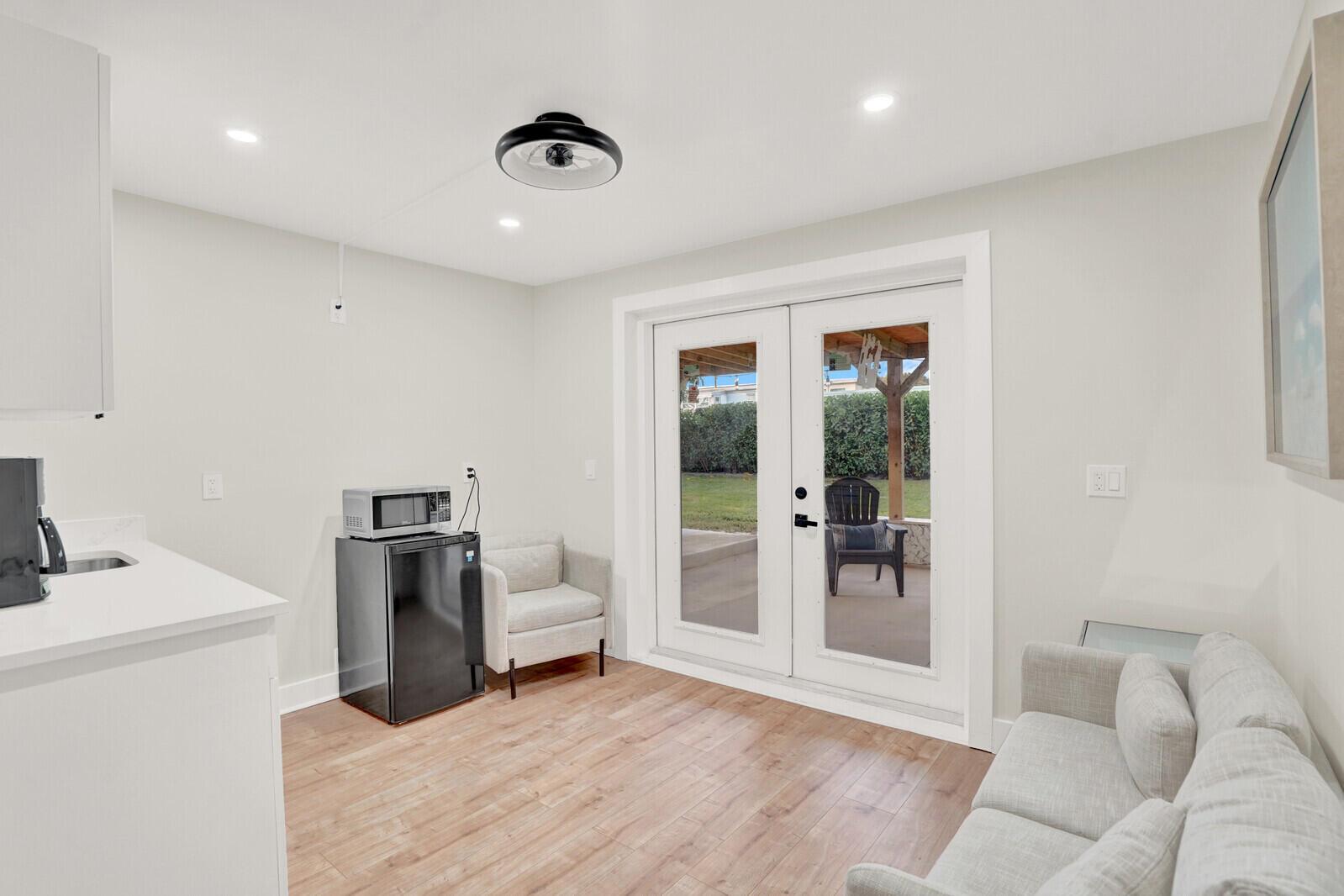 FERNWOOD - Residential Lease