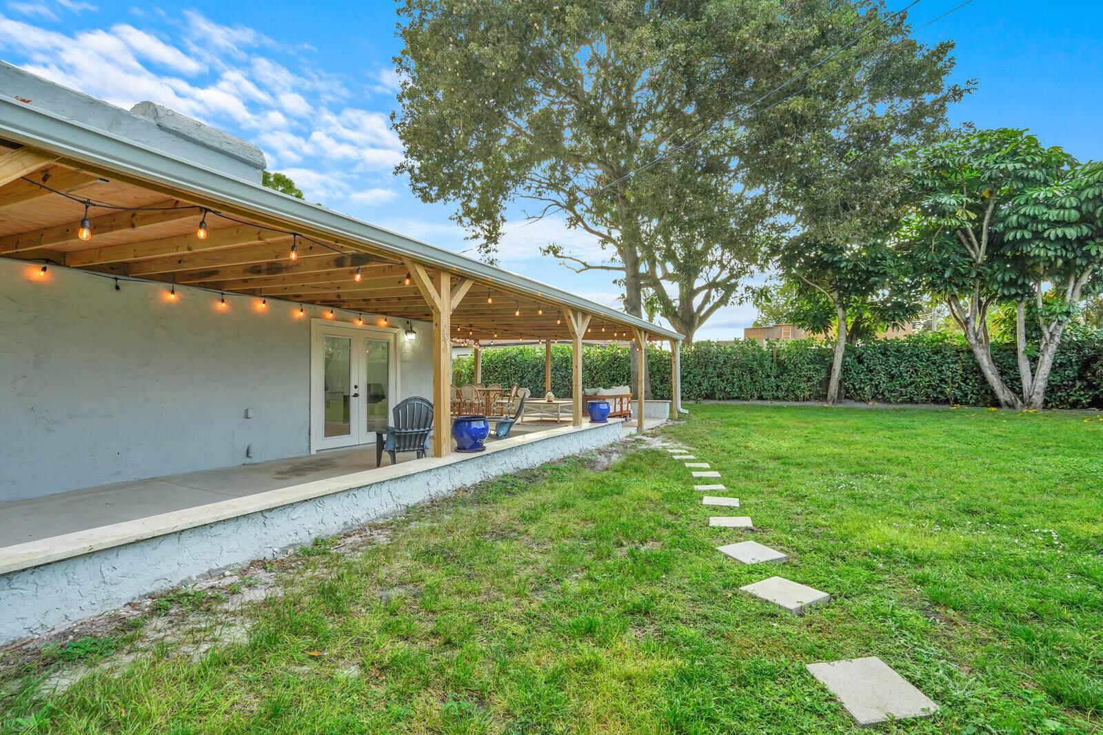 FERNWOOD - Residential Lease