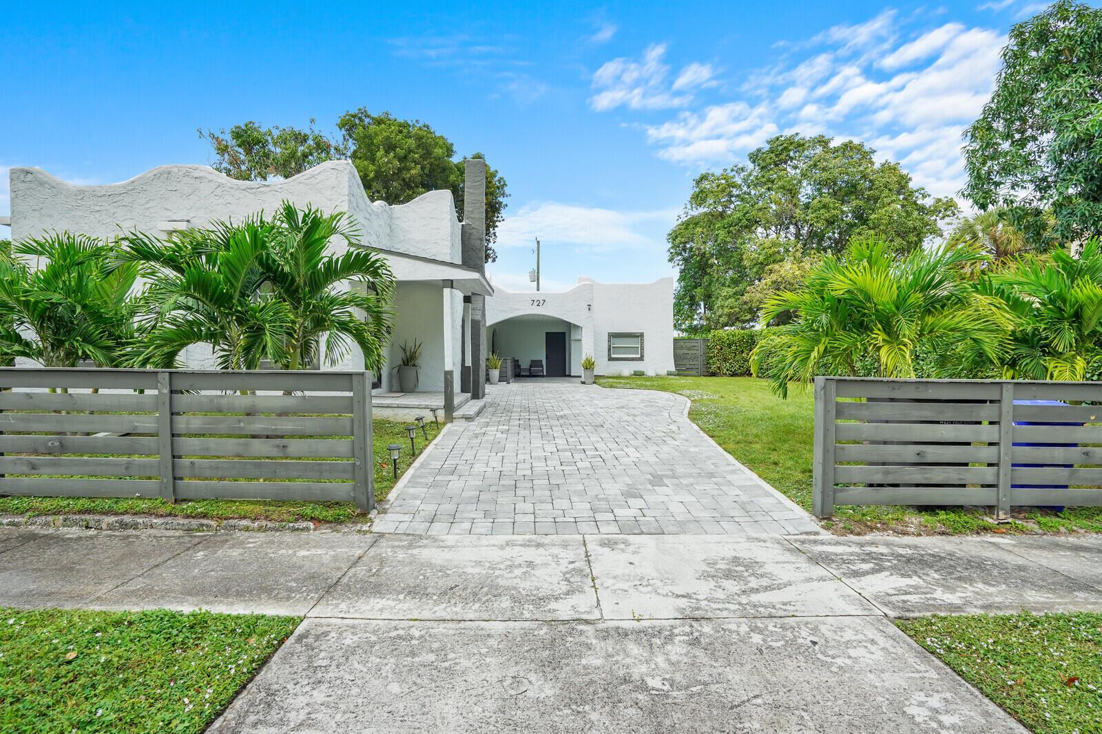 FERNWOOD - Residential Lease