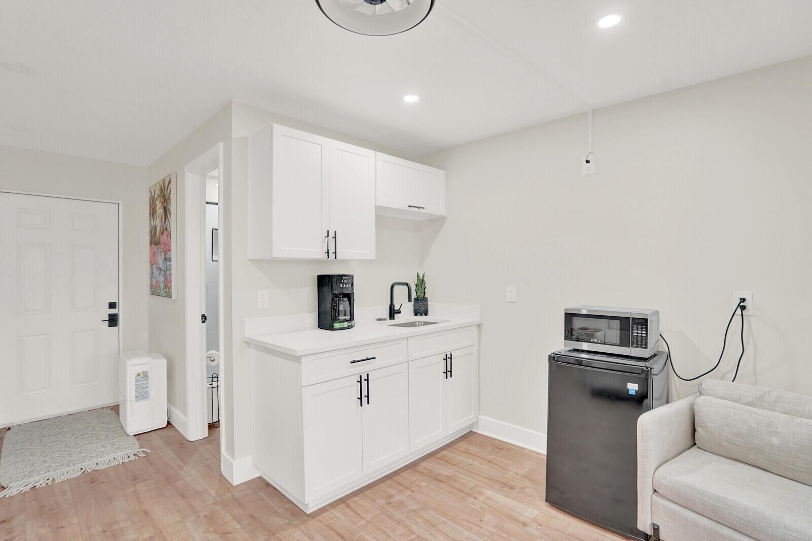 FERNWOOD - Residential Lease