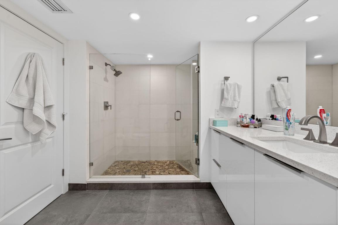 SEA RANCH CLUB OF BOCA I CONDO - Residential Lease